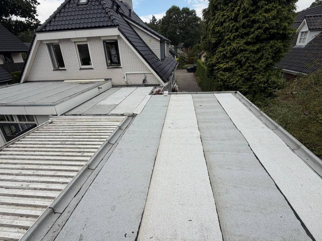Bitumen dakbedekking in Heelsum door Oscar Dakbedekking